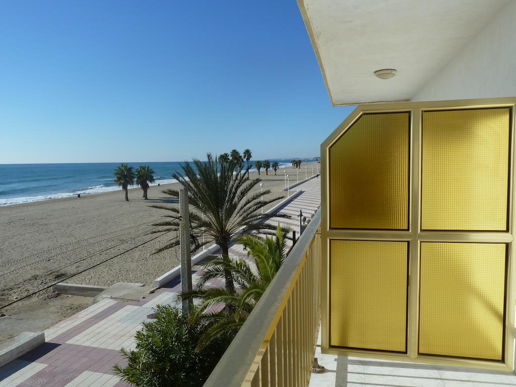 Villa Service - Apartamentos Aransol El Vendrell Pokój zdjęcie