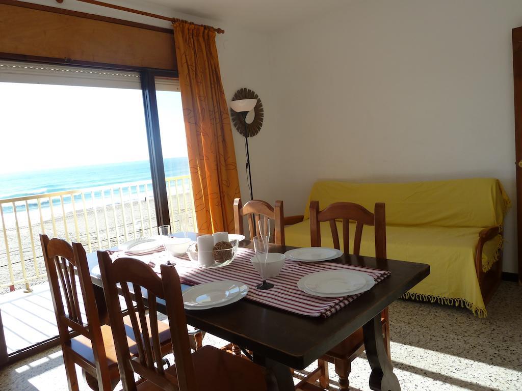 Villa Service - Apartamentos Aransol El Vendrell Pokój zdjęcie