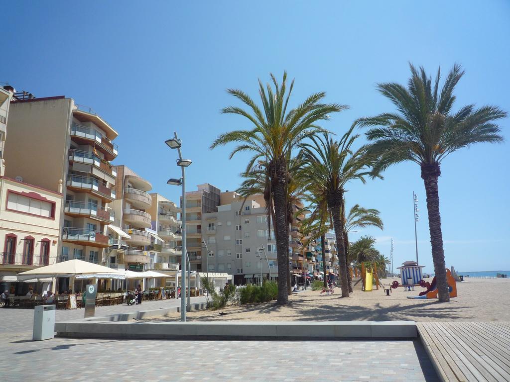 Villa Service - Apartamentos Aransol El Vendrell Zewnętrze zdjęcie